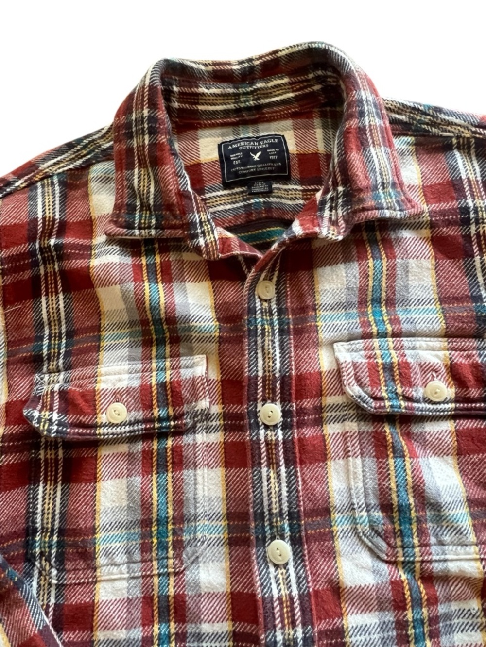 American Eagle Plaid Flannel Shirt Men’s Medium Red Cream Button Front Cotton - Picture 3 of 8